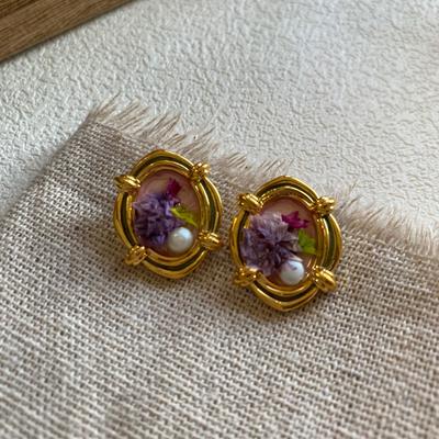 French Fresh And Simple Niche Design Natural Pearl Flower Retro Oil Painting Style New Pastoral Temperament Versatile Earrings