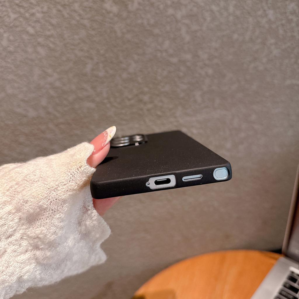 Suitable for Samsung S25 Ultra Thin Frosted Skin Feeling Mobile Phone Case Samsung S24 Ultra Bare Metal Feeling Soft Hole Case