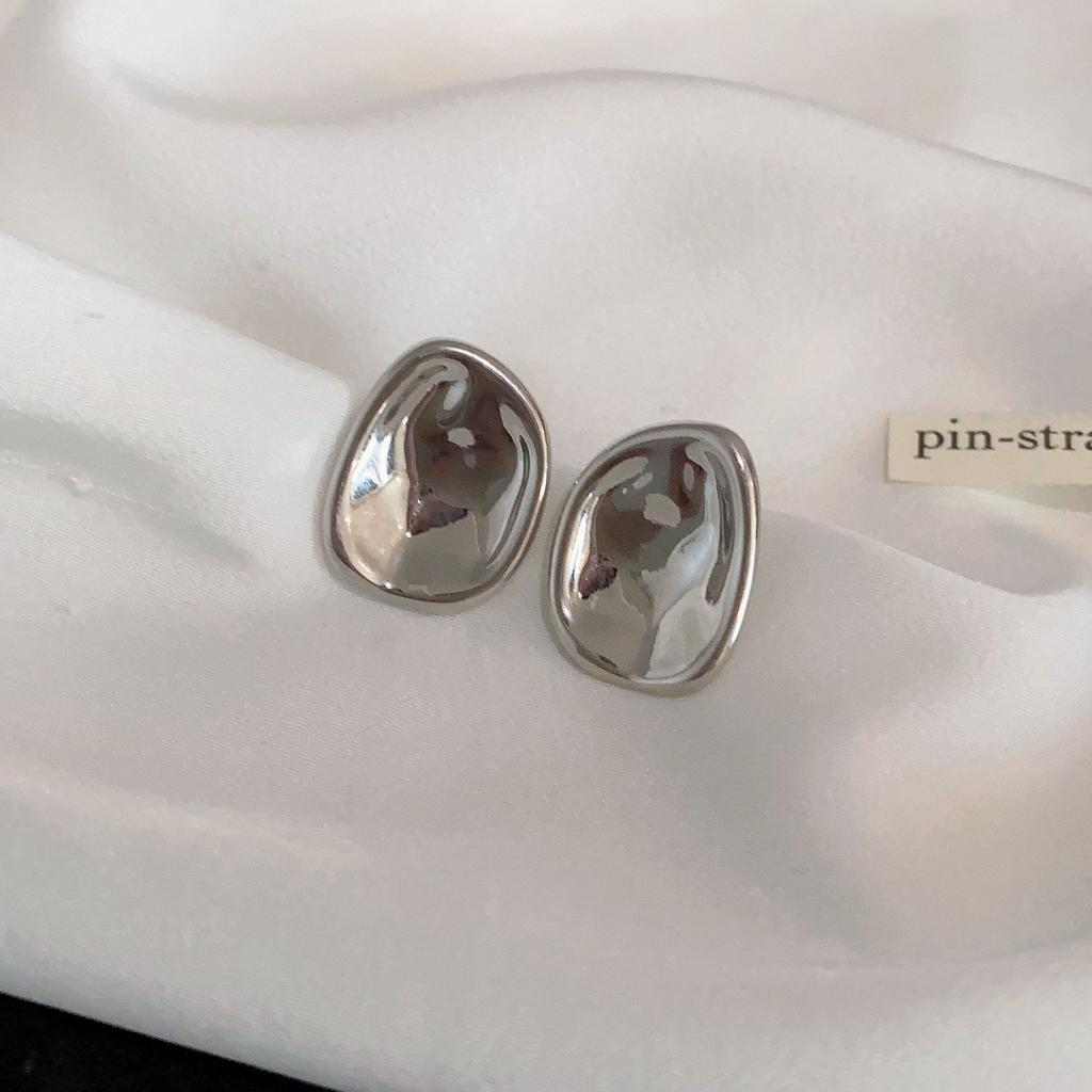 Silver Needle Water Drop Doudou Geometric Earrings European and American Personality Design Sense Earrings Niche Simple Metal Wind Earrings