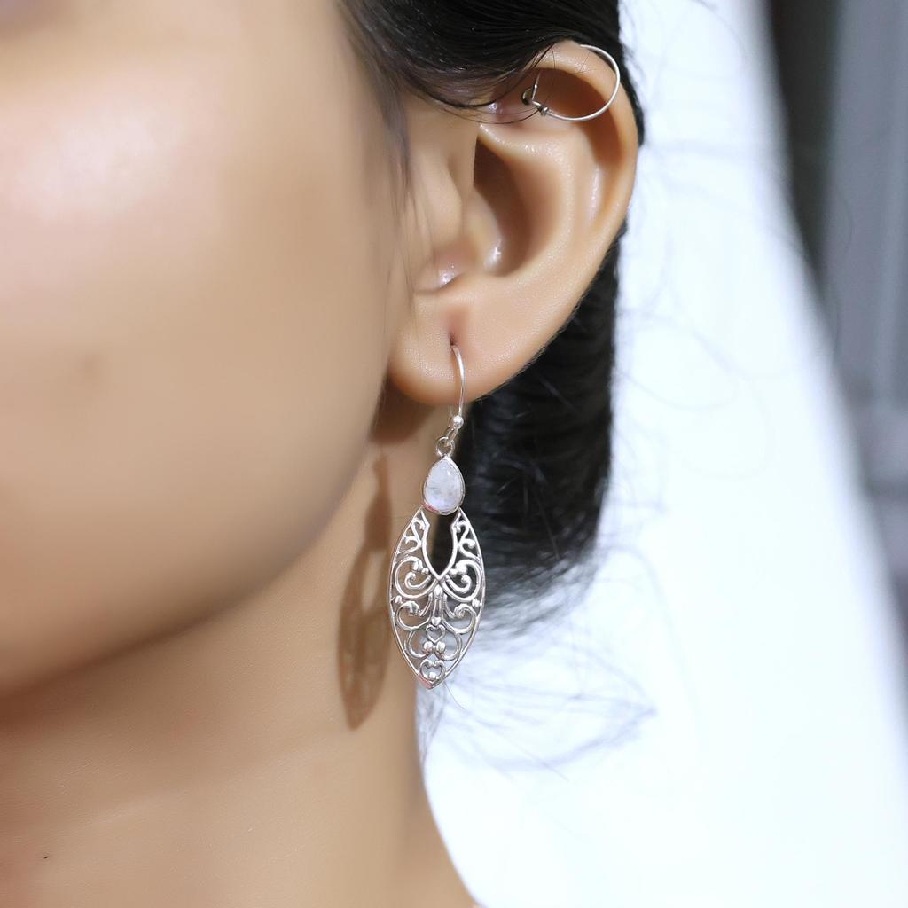 Natürlicher Mondstein Silberohrring, Juni Geburtssteinohrring, 925 Sterlingsilber handgefertigter Schmuck, Silber Hängeohrring, Geschenk für sie