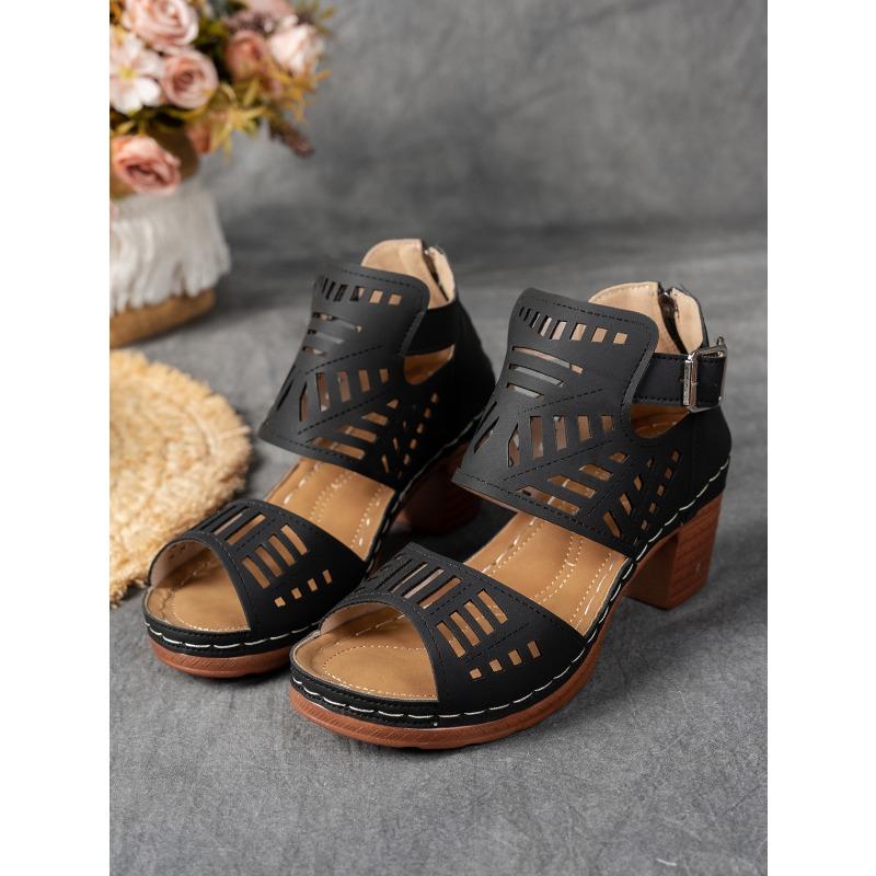 Summer Cut-out Heeled Sandals Women's 2025 New Thick-heeled Plus-size Buckle Roman Sandals