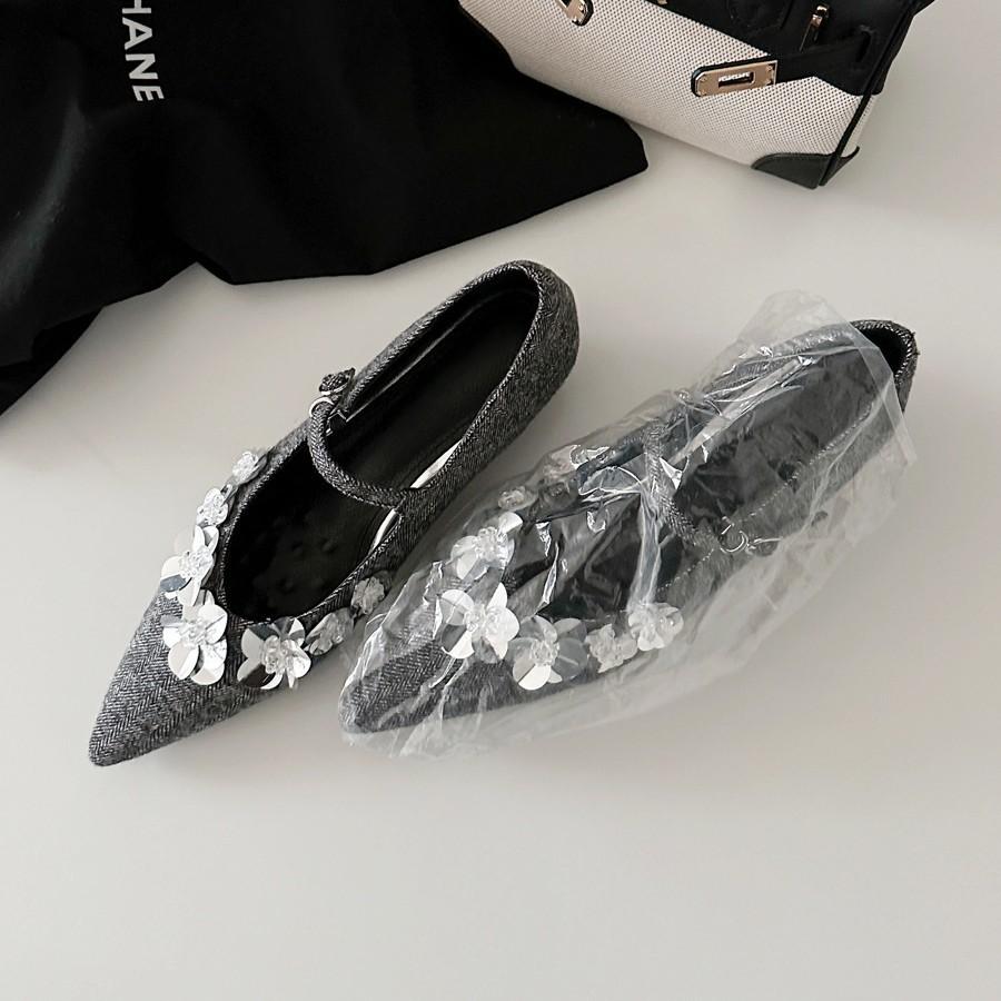 Fashion Sequin Flower Designer Shoes Women Pointed Toe Shallow Footwear Ladies Comfort Fashion Brand Elegant Mary Jane Shoes Women