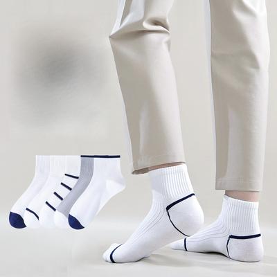 Calcetines de tubo antibacterianos desodorantes de absorción de sudor transpirables comerciales nuevos de primavera y verano para hombre