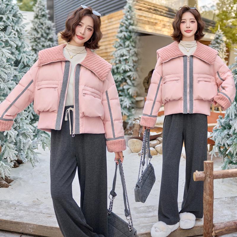 YJ6838 Women's Winter Down Jacket: Versatile Spliced Denim Lapel with Particle Fleece and 90% White Duck Down