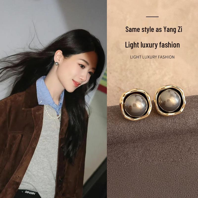 Elegant Butterfly Flower Stud Earrings - S925 Silver Needle, High-End and Versatile for Women