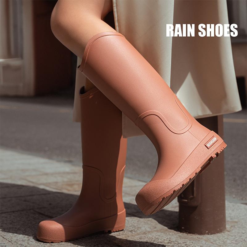New Japanese and Korean Medium and High Rain Boots for Women, Wearing Velvet Warm, Non-slip and Waterproof Fashionable Women's Rain Shoes