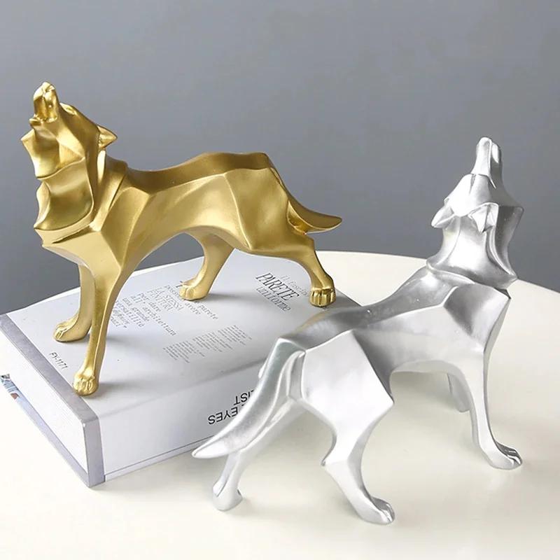 Modern Abstract Wolf Figurine - Geometric Animal Statue for Home or Office Resin Wolf Sculpture Handicraft