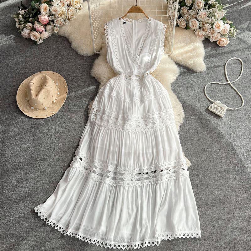 

Summer 2024 French Style Vintage Court Style Cut Out Sexy Embroidery V-neck Waist-Controlled Slimming Sleeveless Ruffled Long Dress White 2XL