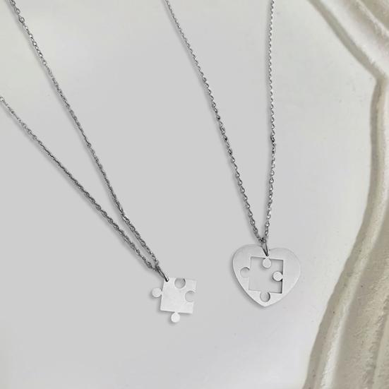 1 Pair Couple Necklaces Punk Style Hollow Out Matching Electroplating Meaningful Gift Jewelry Couple Love Puzzle Pendant Necklaces for Dating