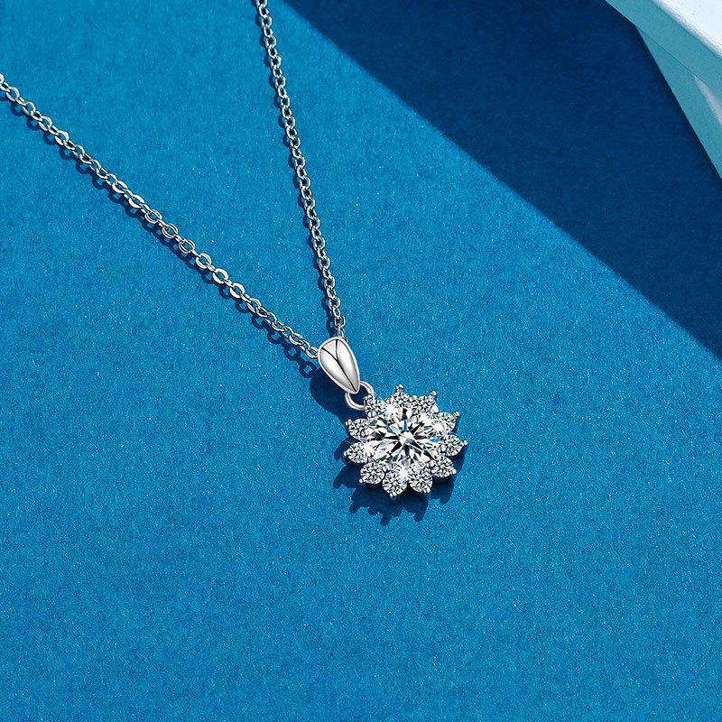 6.5mm Snowflake Halo Round Cut Moissanite Pendant Necklace S925 Sterling Silver For Women