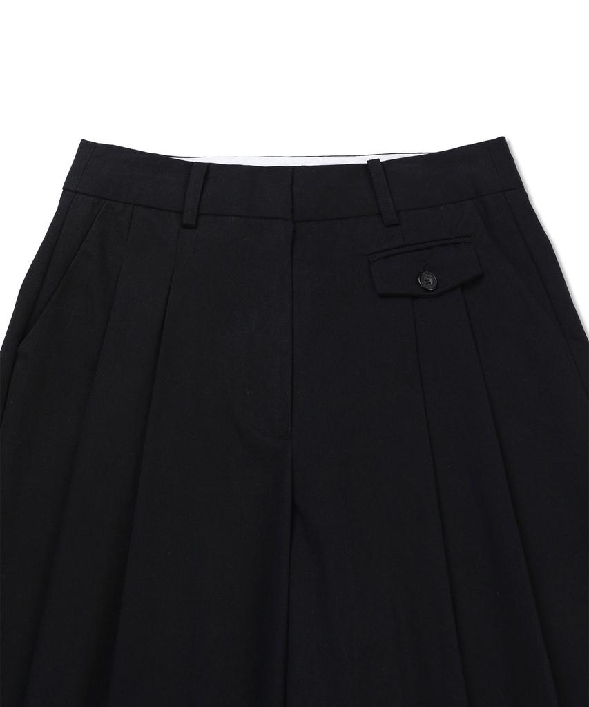 Michikoleondeonkosino Mini Pocket Wide Slacks Black