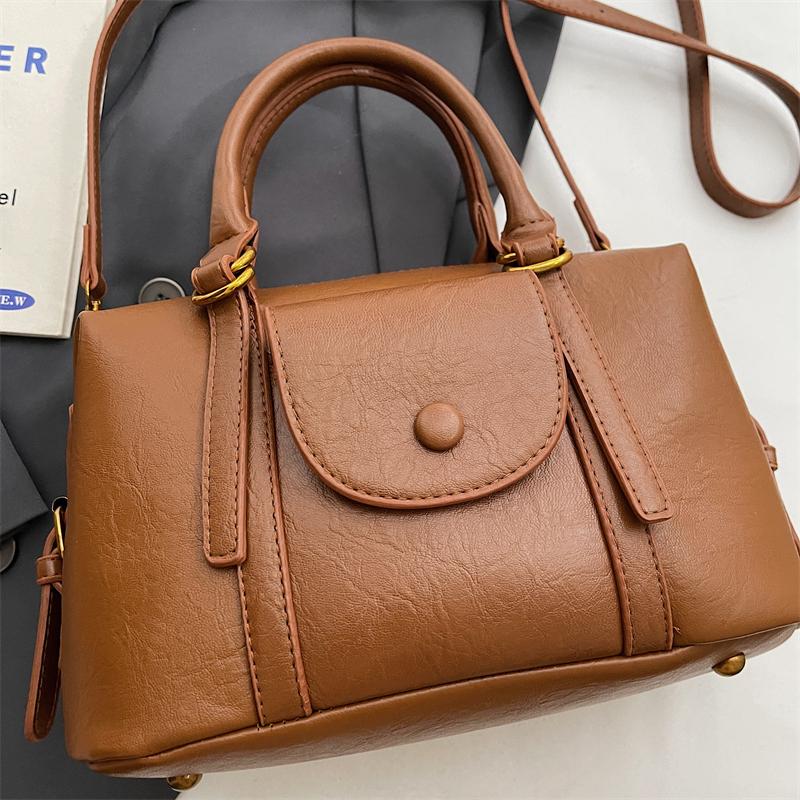 Fashionable Ladies Handbag Small Boston Bag Premium Retro Simple Shoulder Bag PU Material Crossbody Bag Suitable for Daily Commuting Shopping Travel
