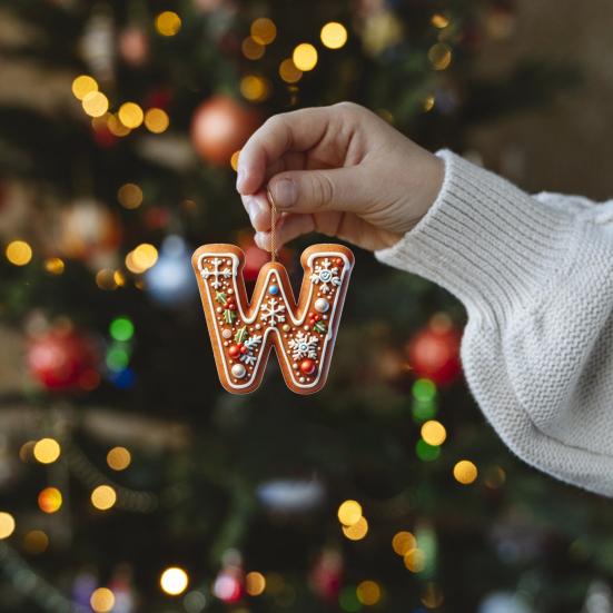 1/26Pcs Gingerbread Alphabet Ornaments 26 Initial Letter Candy Cane Pendant with Berries Pattern Mini Monogram