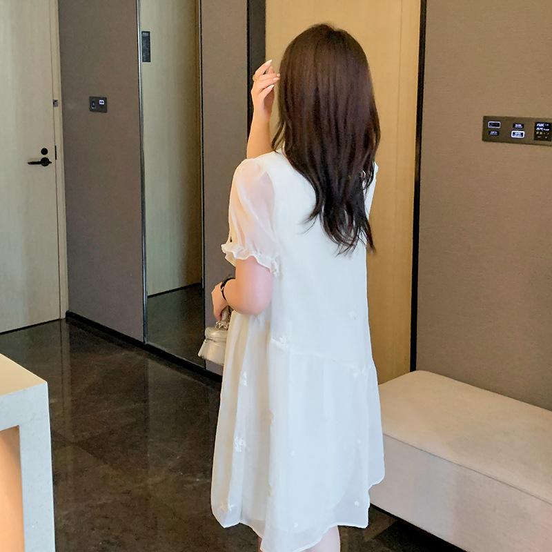 Large size women's clothing sweet sister embroidered dress summer new meat cover cool A-shaped dress 230435