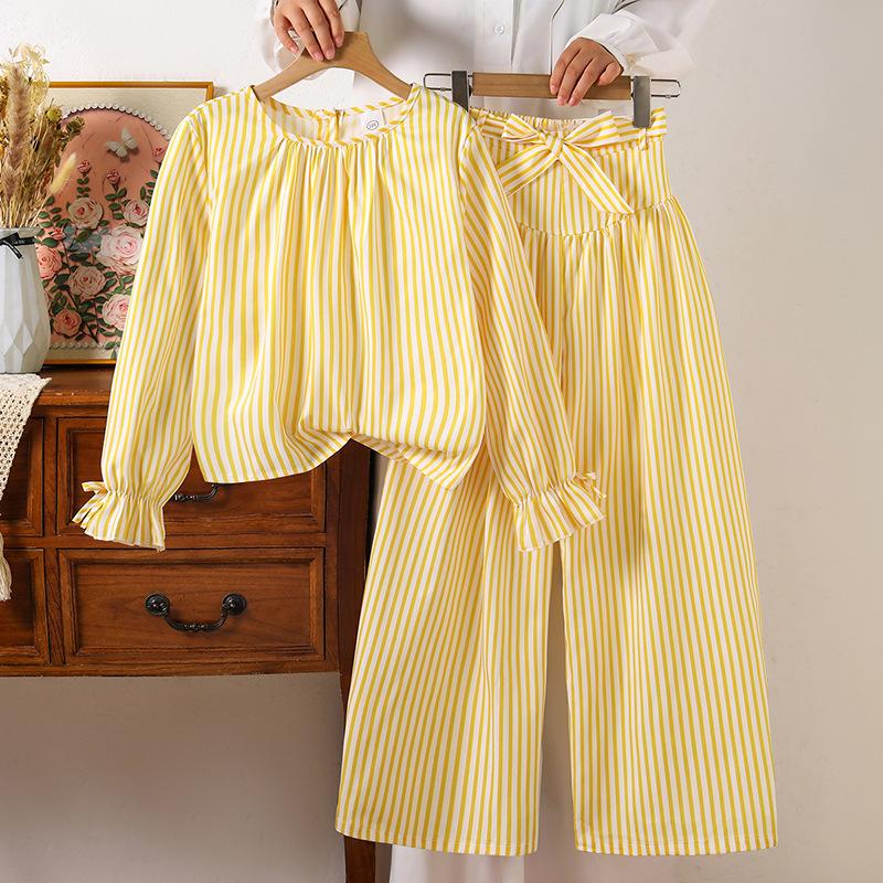 Girls' Fashion Set: Fall Children's Bow-Tie Long-Sleeve Striped Top and Pants Two-Piece Set