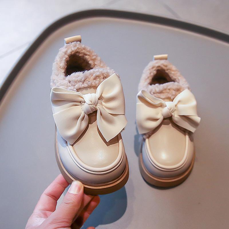 

Girls shoes children princess small leather shoes 2025 spring and autumn new winter velvet little girl British style love black 25 [Inner length 16CM]