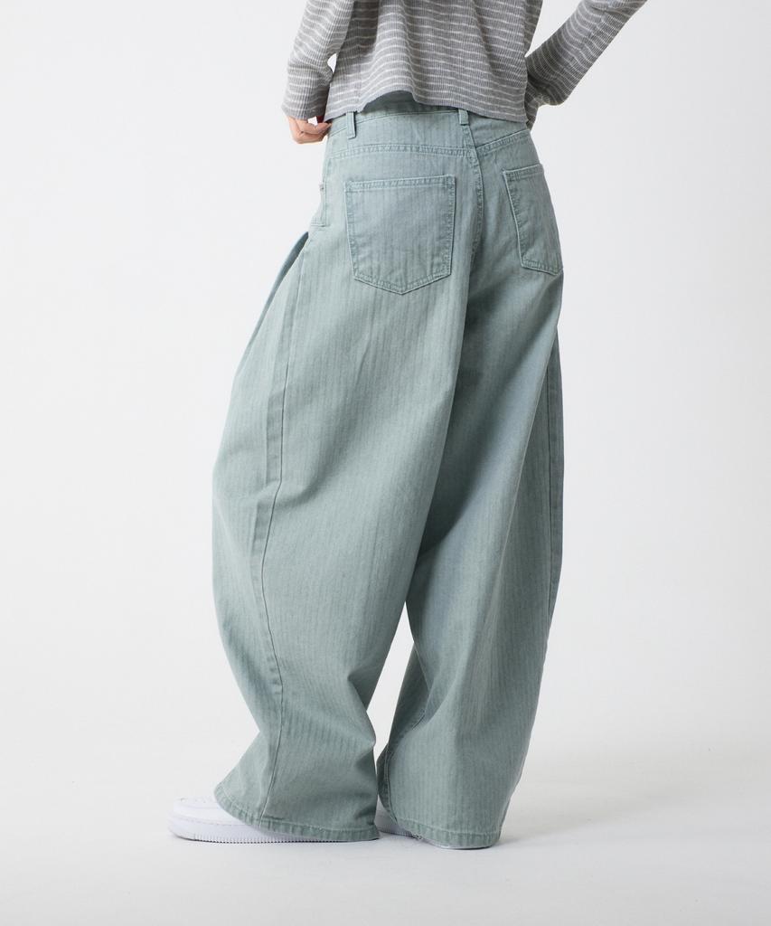 UNKNOWN PLANET Side Cut Tuck Pleat Wide Pigment Cotton Pants Green