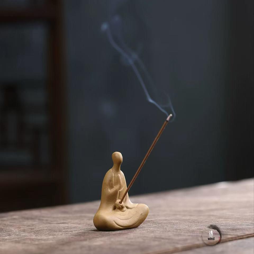 Yixing Zisha Handmade Tea Pet: Formless Buddha Incense Holder for Zen Tea Tray Ornament