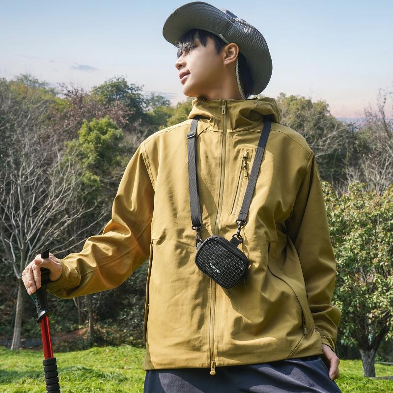 Waterproof Crossbody Bags for Men Women New Lightweight Outdoor Sports Shoulder Bag Dopamine Color Fashiable Commuting Bag
