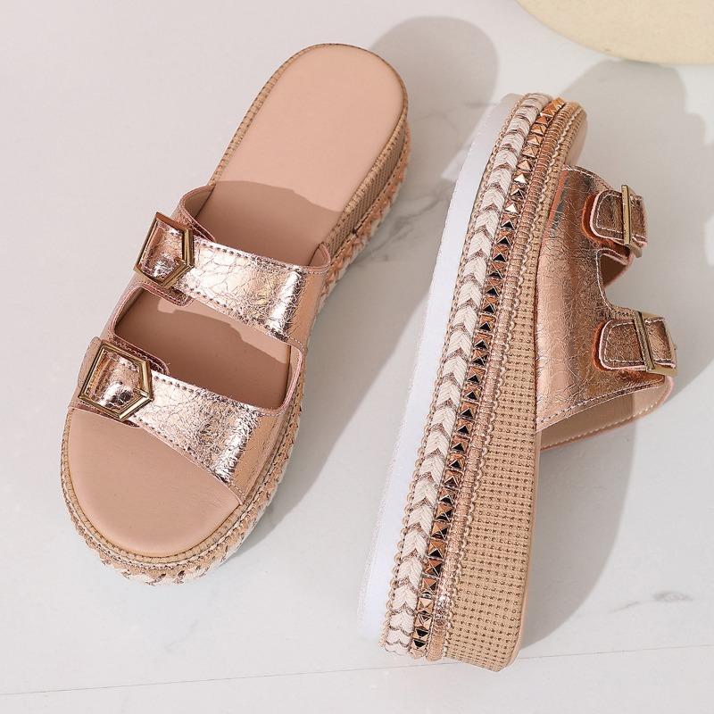 Summer new large size open-toe belt buckle thick-bottomed cool slippers women's slope heel rivet muffin bottom one-word slippers