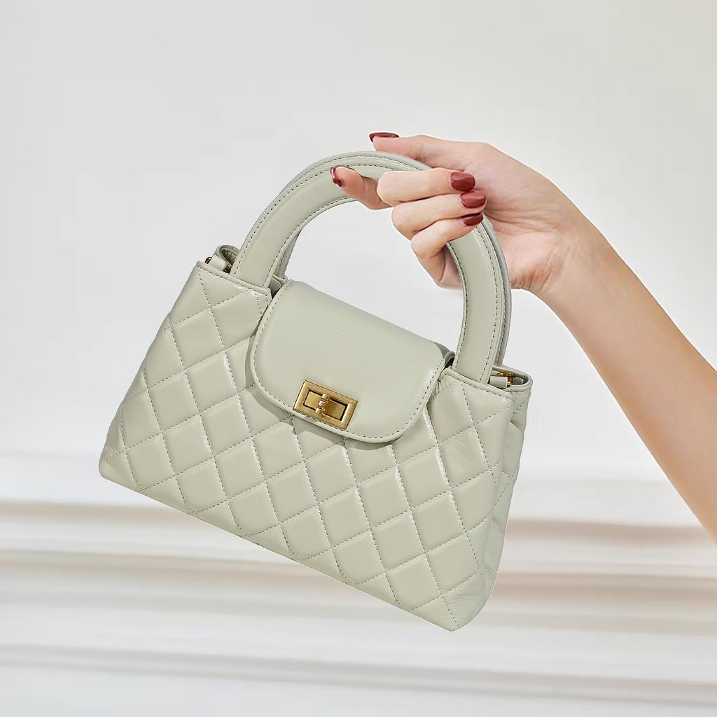2025 New Chain Bag Grid Handbag Genuine Leather Women's Bag Fashionable And Versatile Single Shoulder Crossbody Women's Small Square Bag