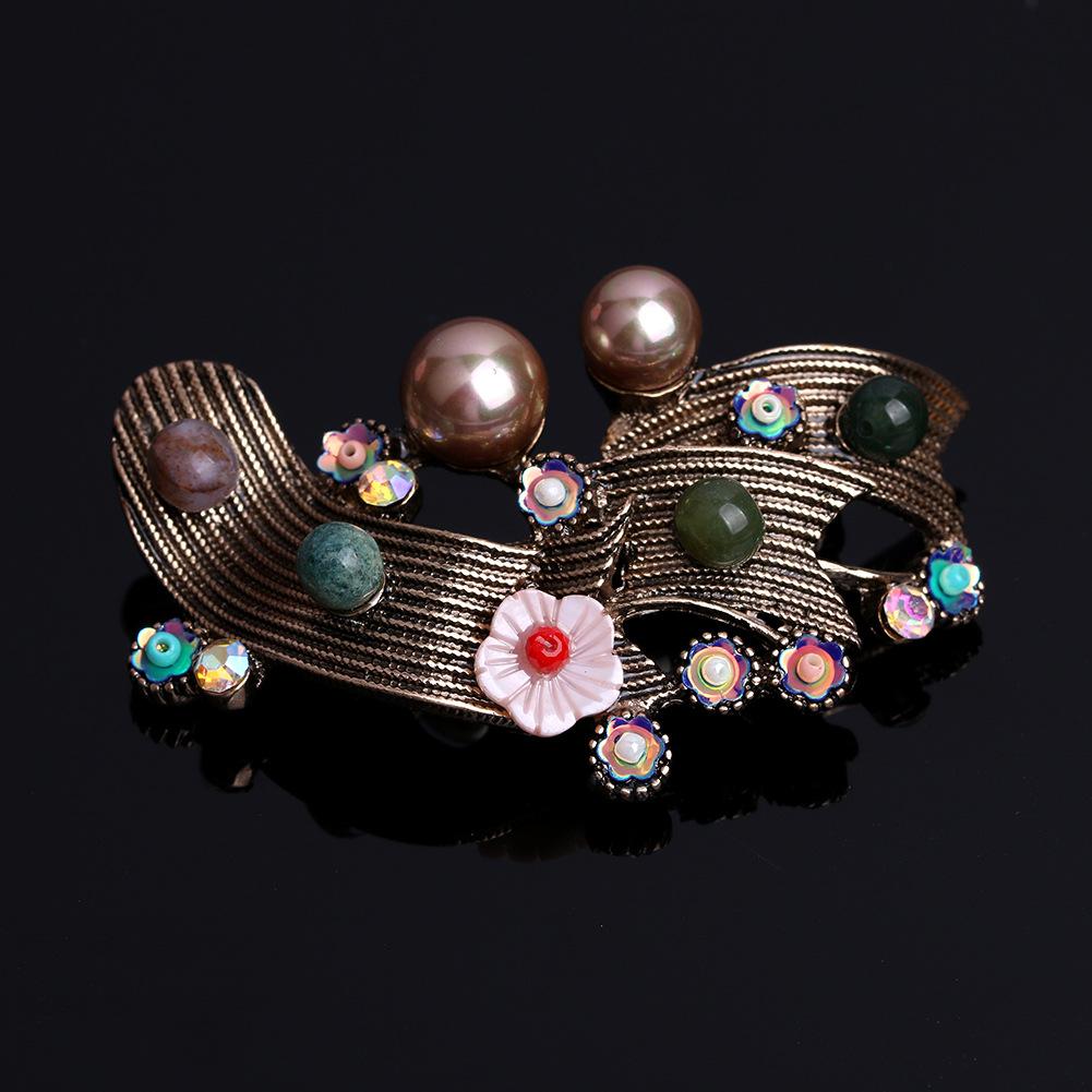 Hot Alloy Retro Brooch Premium Sense Light Luxury Clothing Accessories Pin Accessories High-End Brooch
