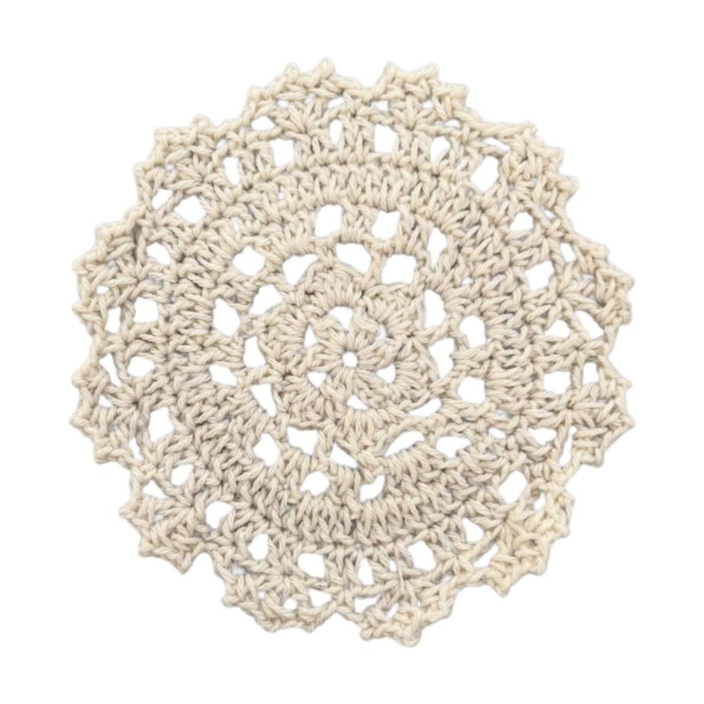 5Pcs Flower Shaped Handmade Crochet Coasters Decors Nonslip Drink Coasters for Patio Hotel Coffee Table Kitchen Living Room