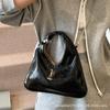Niche design portable small bag women's 2025 new fashion versatile underarm shoulder bag commuting temperament hand bag