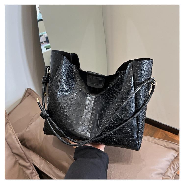 

Minimalist Texture Two-piece Solid Color Shoulder Bag For Women Winter New Single Underarm Handbag чёрный