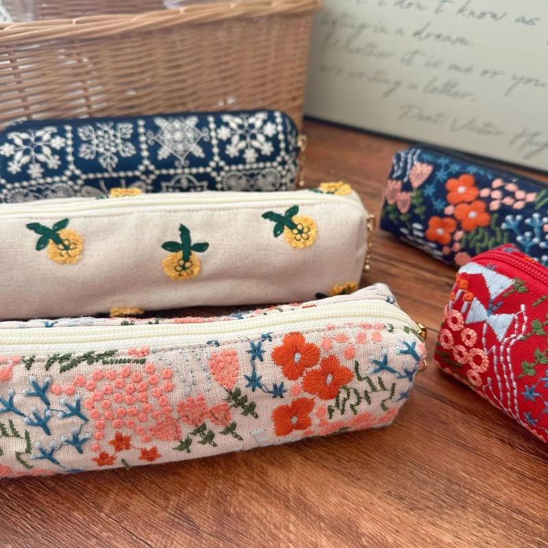 1Pcs Embroidered Exquisite Pencil Box with Retro Multi Color Pattern Details Stationery Storage Student Supplies