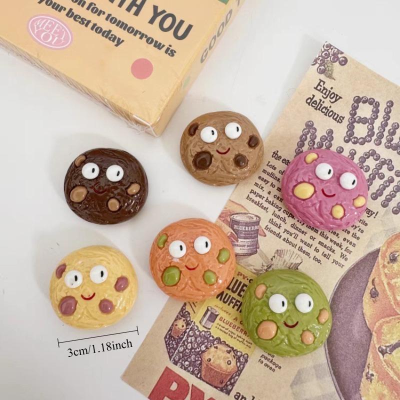 6pcs Personalized and Fun Biscuit Refrigerator Magnets Cute Creative Fridge Photo Message Magnet Decorative