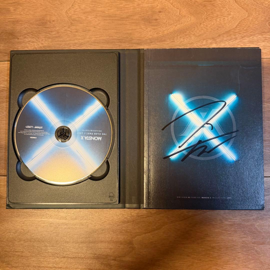 

[USED] MONSTA X/MoeK/Jooheon/Signed CD