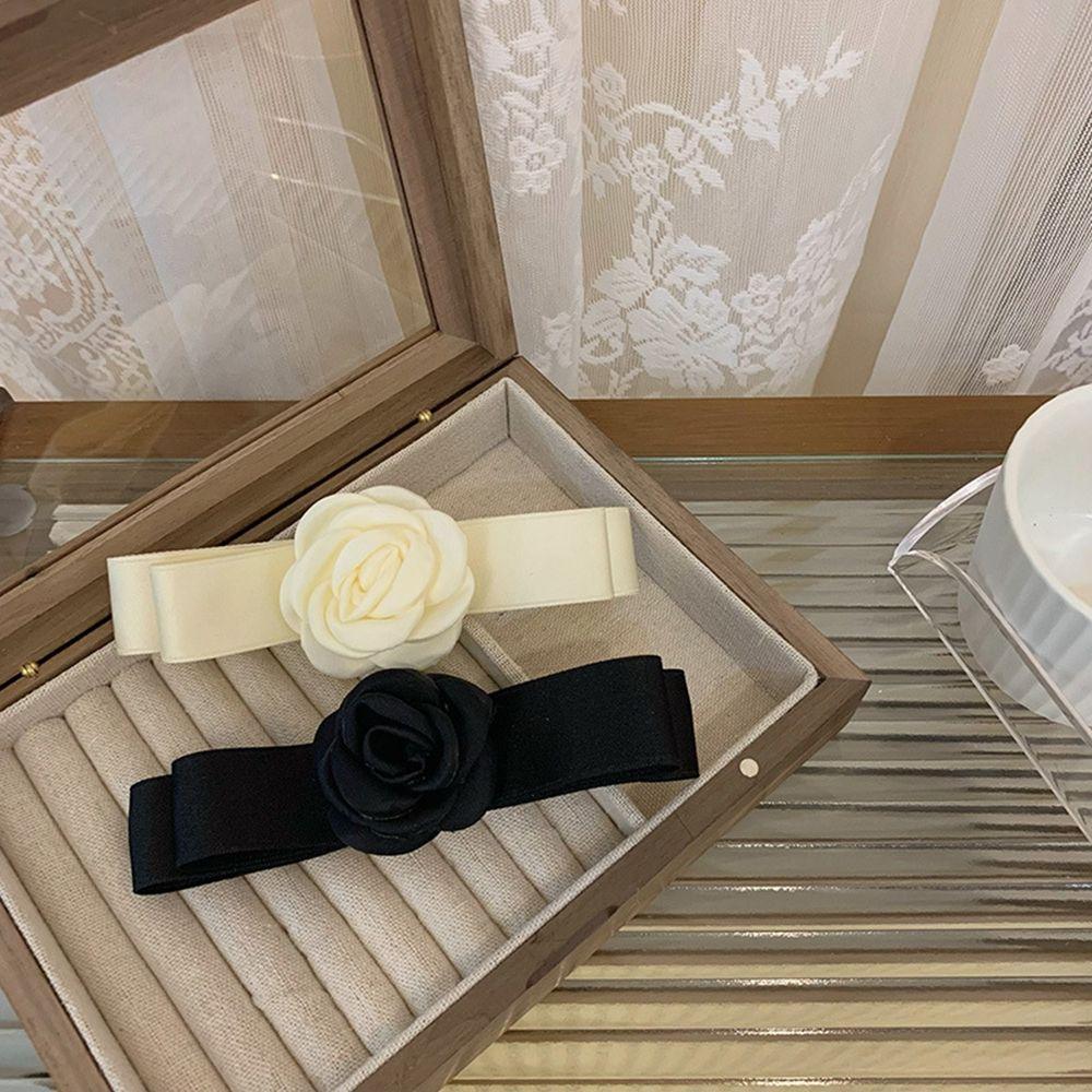 

Black White Camellia Cloth Girls Hair Clip Big Bow Hairpin Flower Hairpin Korean Style Hair Clip чорний