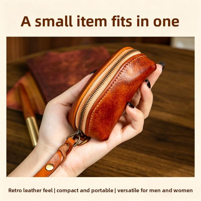 The new retro key bag has a simple personality, and the car key bag is for men and women.