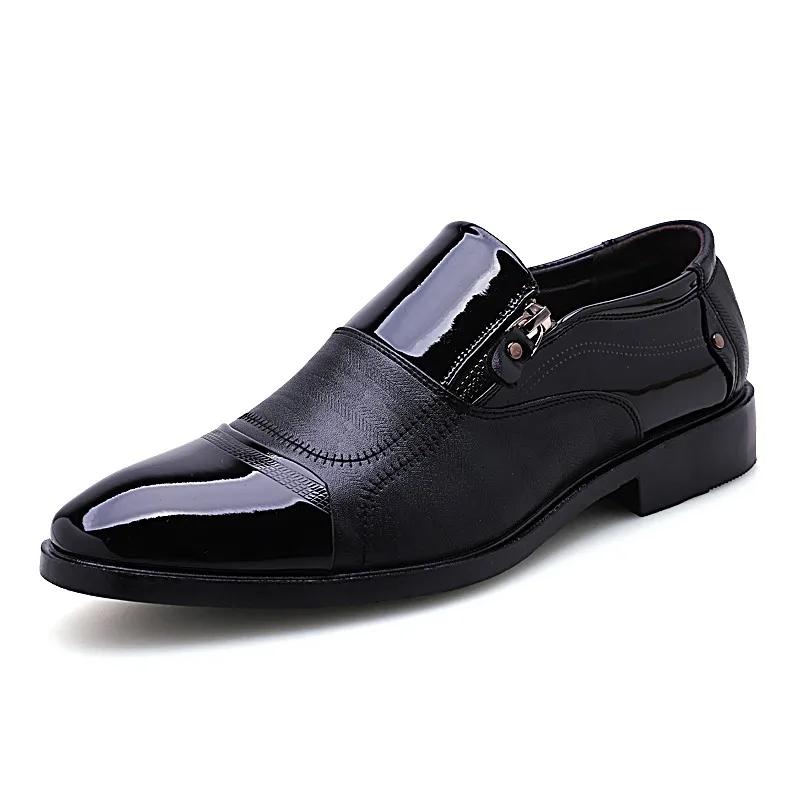 Spring and Autumn New men's leather shoes, flat, fashionable and comfortable, large-sized business casual men's shoes, loafers