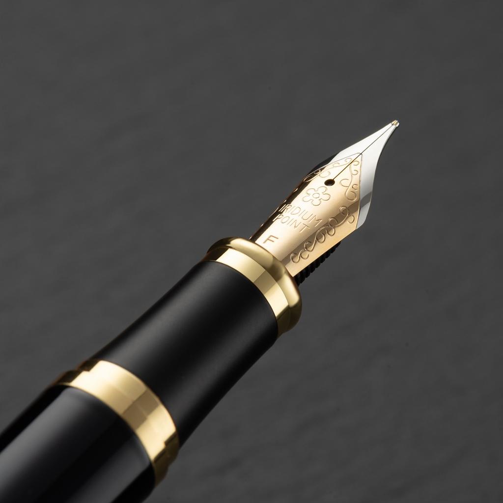 Vollmetall Schweres Gefühl 35 Nein. Zweifarbiger Füllfederhalter mit heller Spitze für Erwachsene, Kalligraphie-Übung, Tintenbeutel, Tintenfüllfederhalter