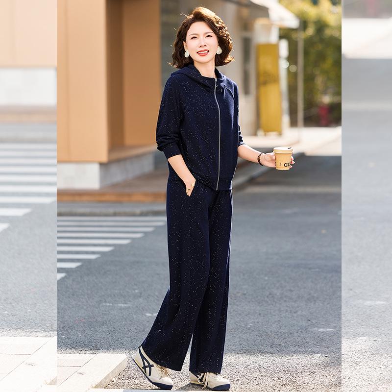 

2026 Spring Women s Stylish Casual Two-Piece Hoodie Set for Middle-Aged Mothers 4XL темно-синього кольору