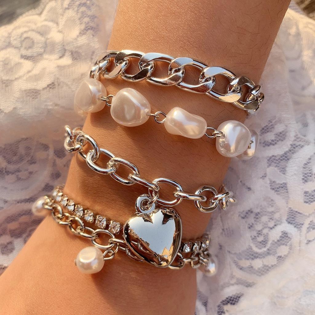 5pcs Set Temperament Baroque Imitation Pearl Shiny Square Rhinestone Chain Heart Shape Pendant Bracelet for Women Jewelry Sets