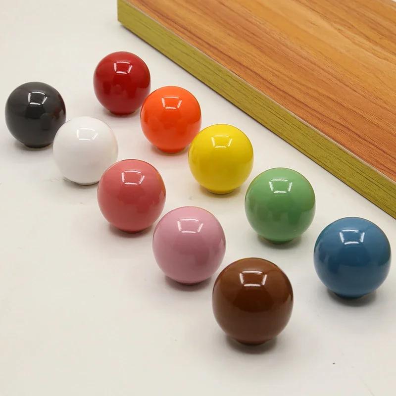 Maniglia Sferica in Ceramica Colorata Moderna per Ante di Armadi e Guardaroba Maniglia Carina per Cassetti Foro Singolo Pomelli Sferici Colorati