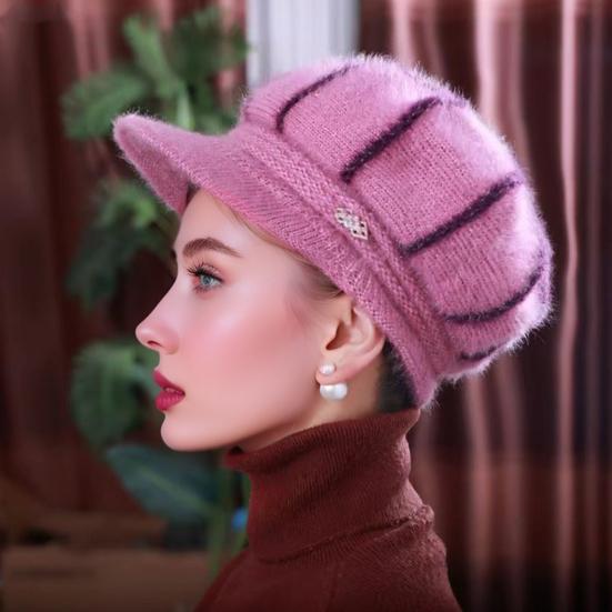 Women Winter Hat Thick Warm Knitted Hat Soft Velvet Slouchy Cap with Visor Brim for Middle-Aged And Elderly Ladies