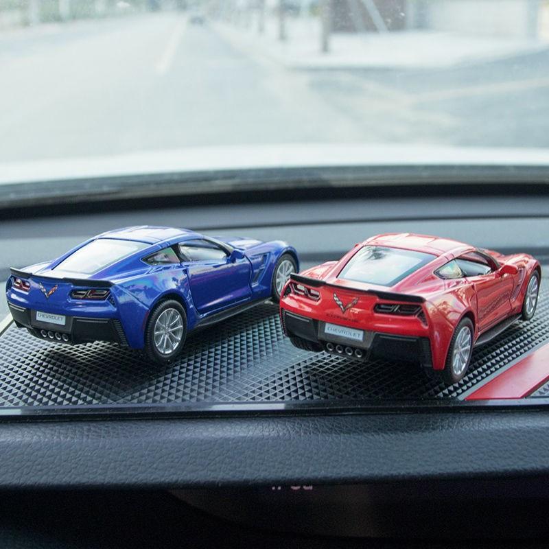Chevrolet Corvette C7 Grand Sport Simulation Diecast & Toy Vehicle Pull Back Car & Doors Open RMZ City 1:36 Alloy Supercar Model