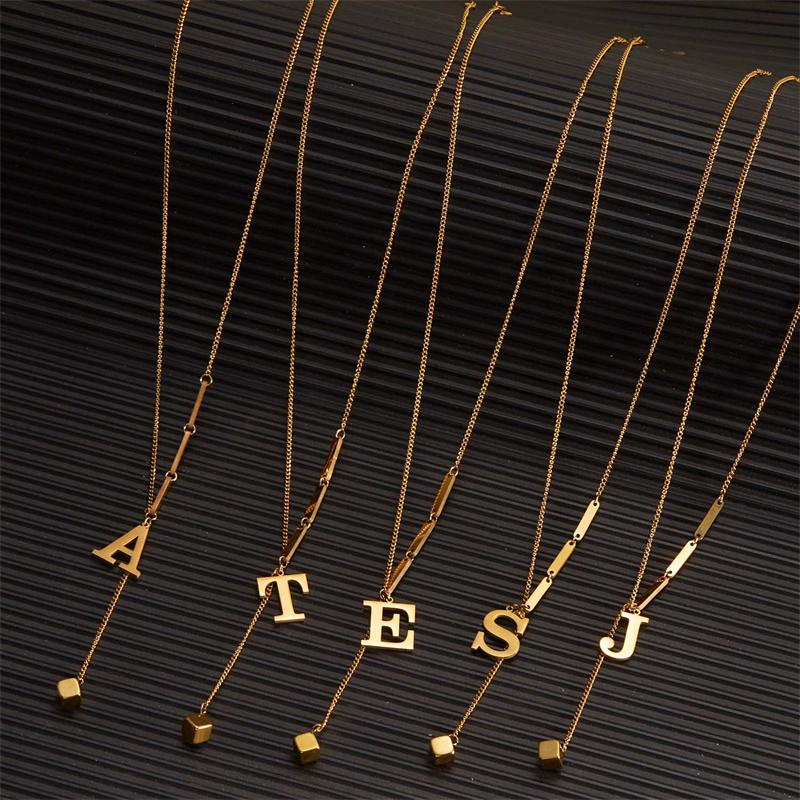 316L Edelstahl A-Z Anfangsbuchstabe Anhänger Halskette für Frauen Kette Alphabet Schlüsselbeinketten Geburtstags Schmuck Geschenk
