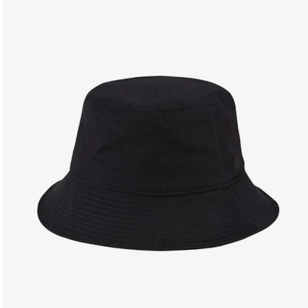 

[New Balance] NB BIGON Bucket Hat_NBGDCAA201_19_L (11890669) black