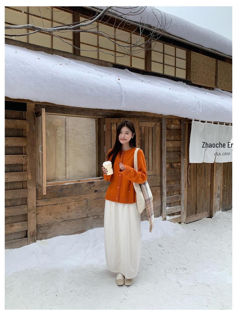 Qiumeng DT Étoile Soft Knit Midi Skirt: Women's High-Waist Slimming Drape (2025 Collection)