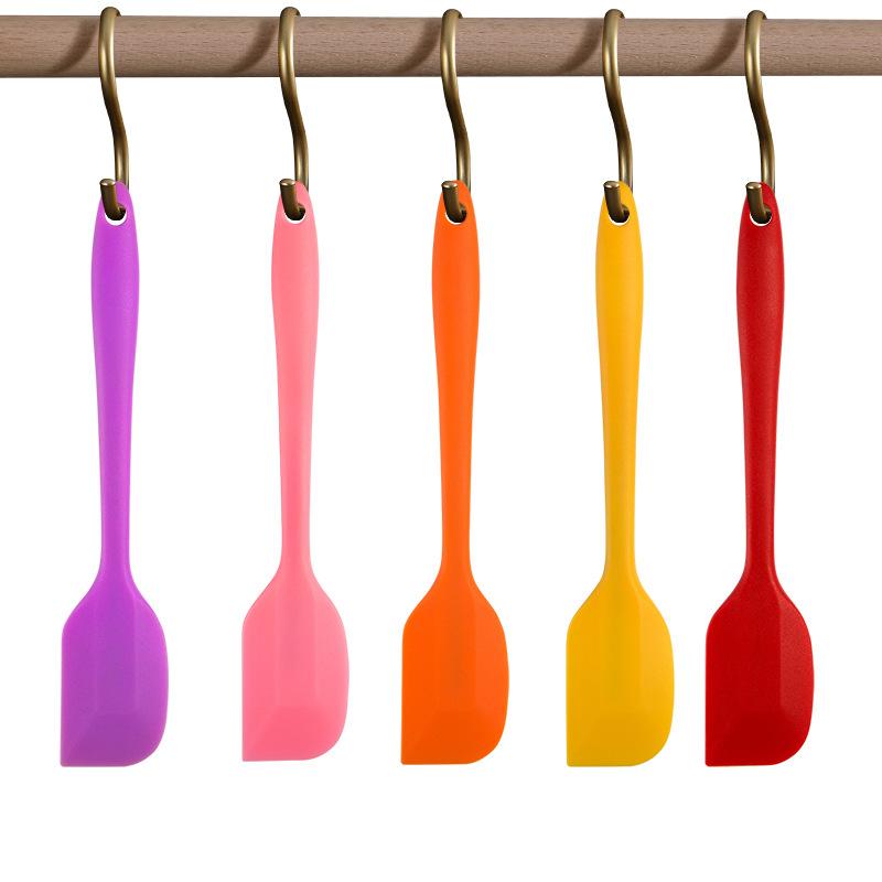 Silicone Cream Baking Scraper Non Stick Butter Spatula Cutter Chocolate Smoother Heat Resistant Kitchen Pastry Tools Stir