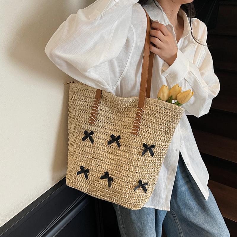 Yogodlns Summer Beach Large Capacity Tote Bag Women Shoulder Bag Handmade Woven Top-Handle Bags Raffia Boho Women Bag