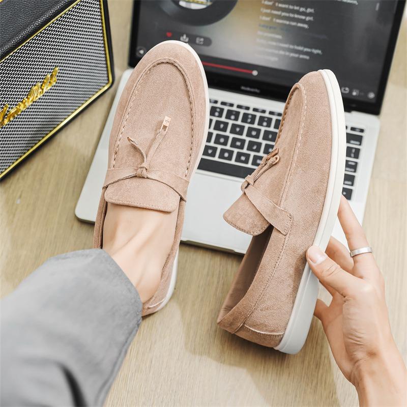 Fashion 2025 New Men's Fashion Lock Buckle Loafers Light Breathable Flats Driving Shoes Non Slip Tassels Casual Outdoor Walking Shoes