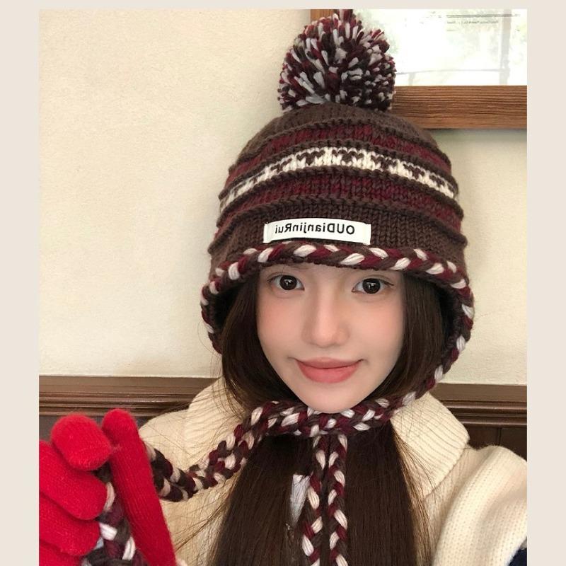 Contrasting Color Hairball Braid Knitted Hat Women's Autumn and Winter Warm Versatile Face Small Ear Protectors