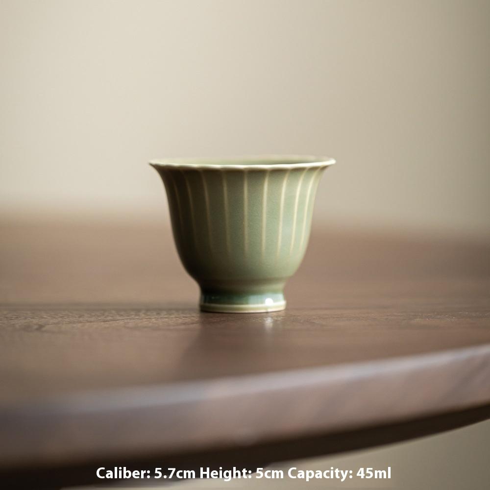 

Antique Yue Kiln Celadon Four-leaf Clover Small Teacup Retro Chinese Home Tea Cup Tea Set Mug 200ml