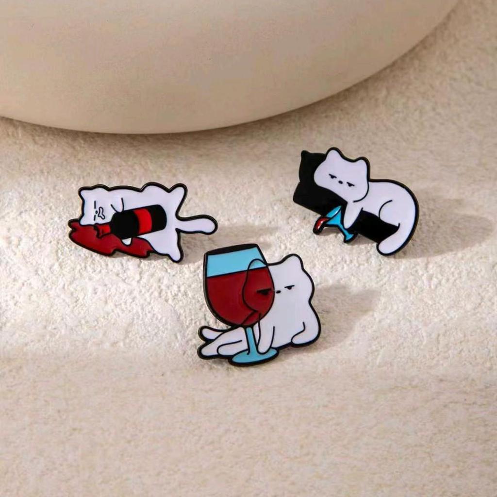Cute Cartoon Cat Zinc Alloy Wine Drip Ornament